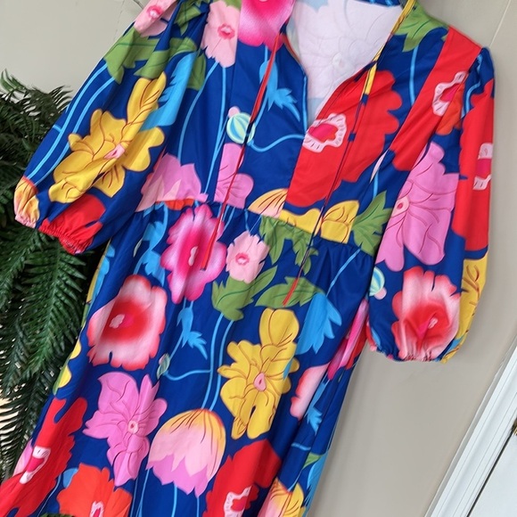 NWOT Colorful Floral Mini Dress Puff Sleeves Bow Tie Neckline Multicolored Mod - Picture 5 of 13